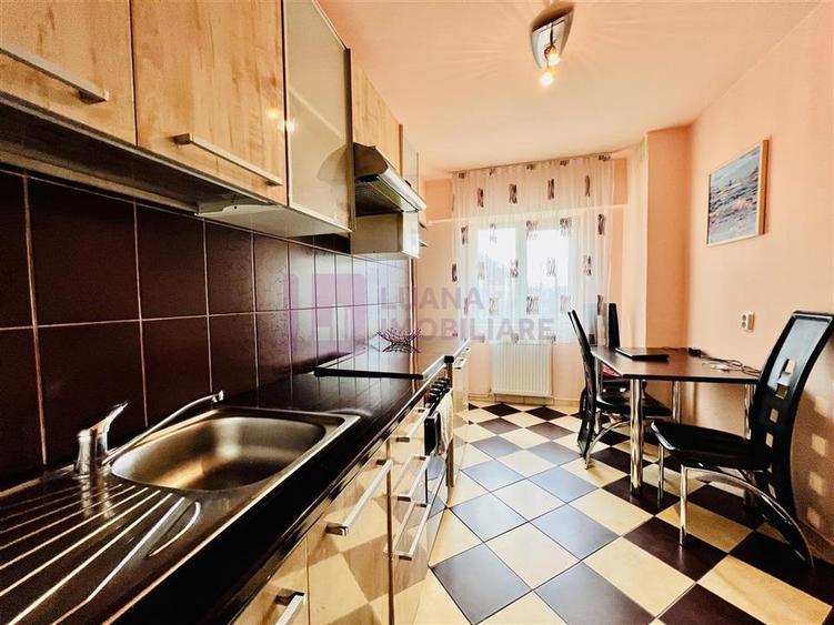 Apartament cu 3 camere decomandat, mobilat în Aeroport