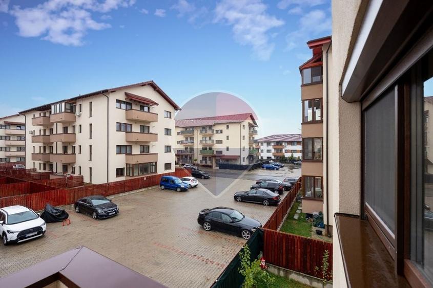 Apartament cu 2 camere, mobilat în Sânpetru