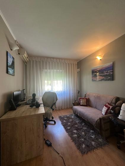 Vilă P+1+Pod cu spațiu comercial și corp secundar – Zona Dacia (Cod E8+E10) - 15