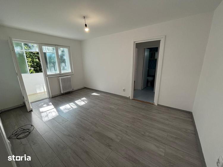 Vand apartament 2 camere Manastur - 1