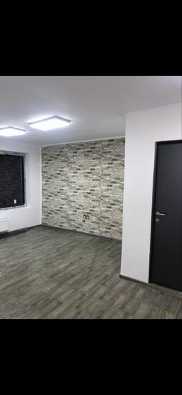 Spațiu comercial, de 27 mp, în Sud