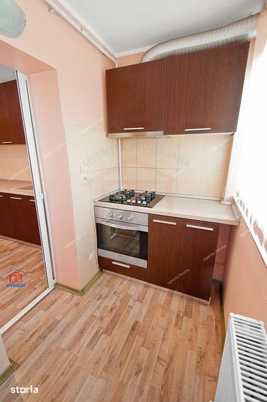 De vanzare apartament 2 camere Micro 39, etaj 3 - 6