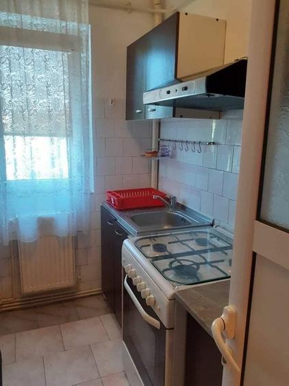 Apartament cu 2 camere semidecomandat în Alexandru cel Bun