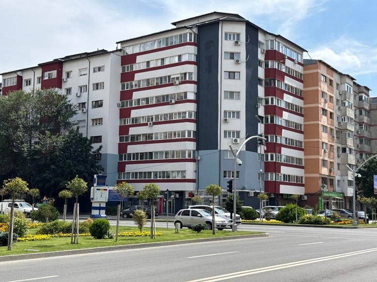 Spațiu comercial, de 255 mp, în Central