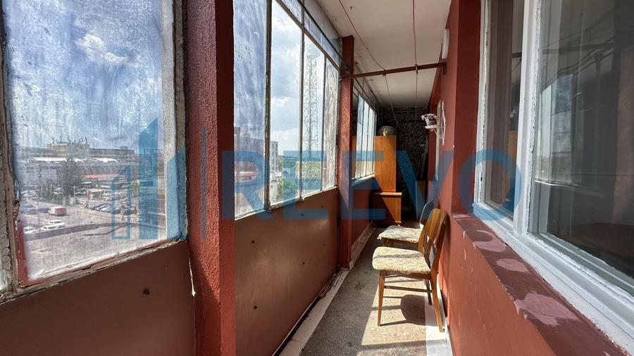 Apartament cu 2 camere decomandat, mobilat în Cornișa