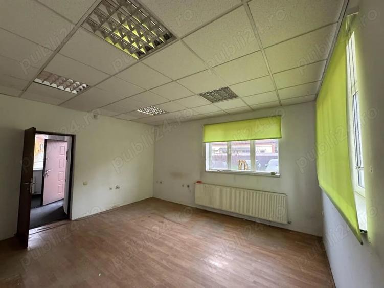 Casă cu 5 camere în Central