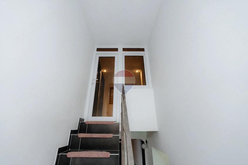 Casă cu Teren 1800 Mp în Udeni-Zăvoi