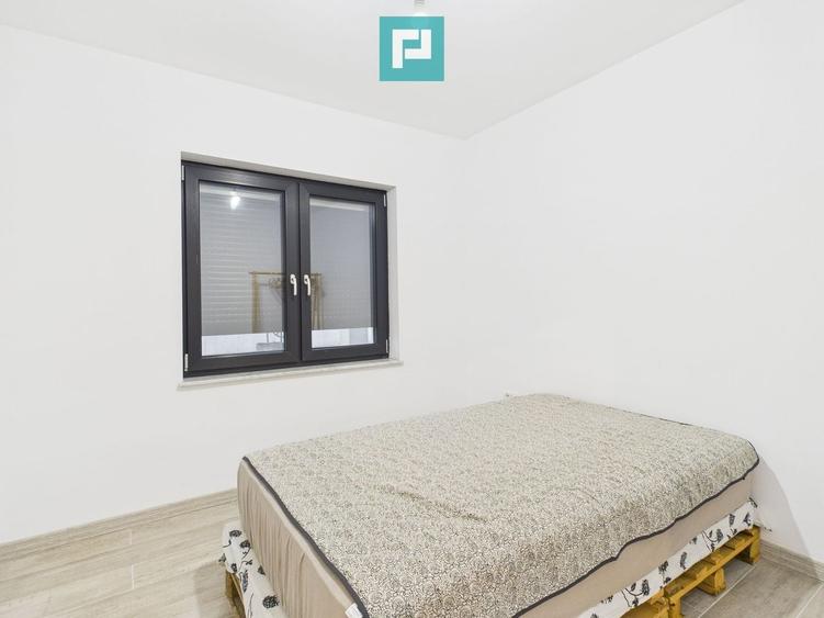 Casă individuală cu 4 camere cu Canalizare în Macea