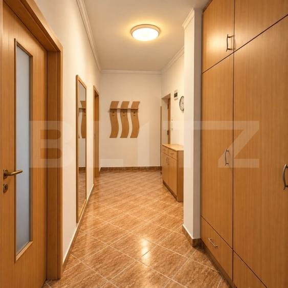 Apartament cu 2 camere decomandat, mobilat în Central