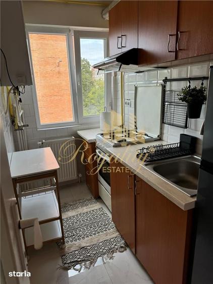 Apartament cu 2 camere decomandat în Olimpia-Stadion