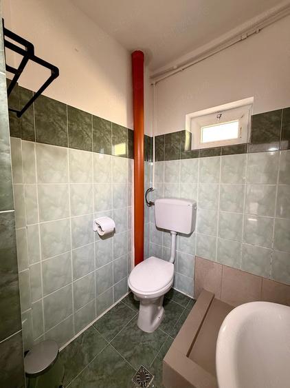 Casă cu Teren 2000 Mp în Gara