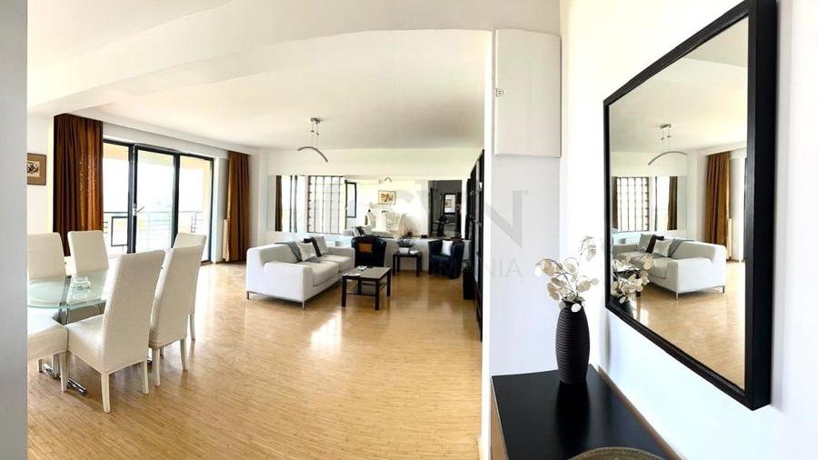 Apartament cu 4 camere decomandat, mobilat în Floreasca
