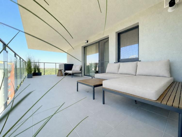 Apartament cu 3 camere decomandat, mobilat în Lipovei