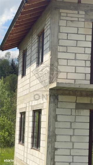 Casă cu 4 camere cu Teren 1000 Mp în Valea Doftanei