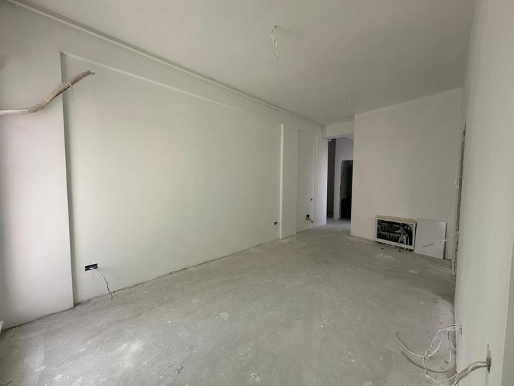 Apartament cu 2 camere semidecomandat în Eminescu