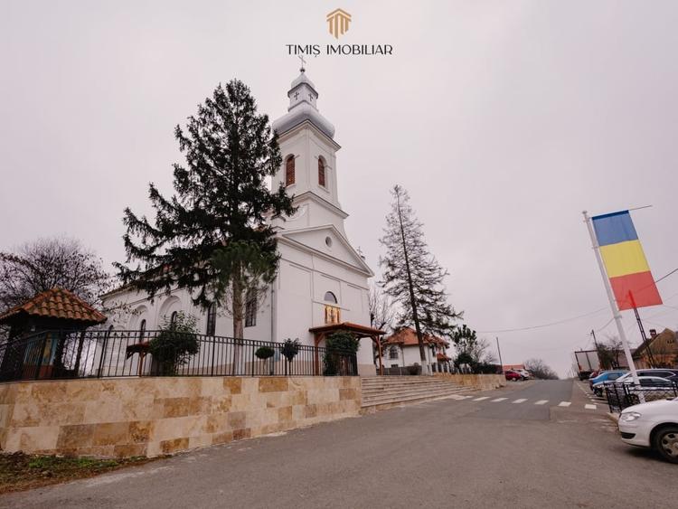 Teren Construcții intravilan de 1200 mp, în Ianova