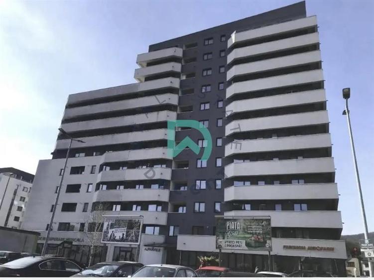 Apartament cu 2 camere semidecomandat în Răcădău