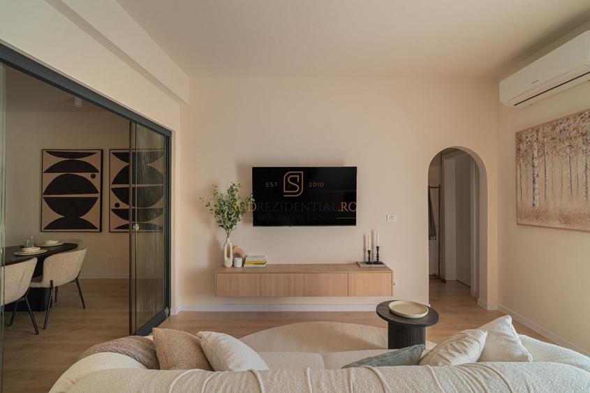 Apartament cu 5 camere decomandat, mobilat în Armeneasca