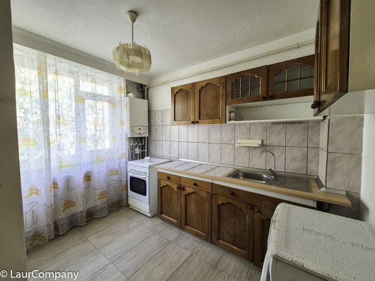 Apartament cu 2 camere decomandat în Eremia