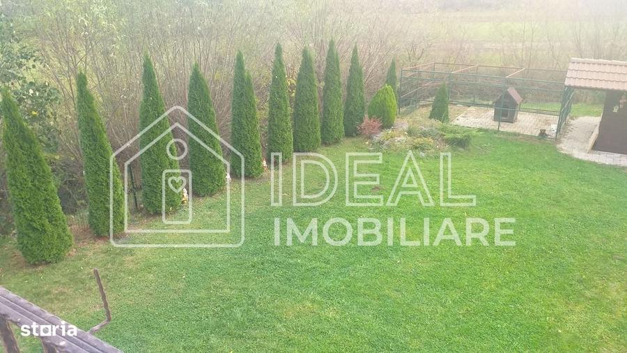 Casă cu 4 camere în Poplaca