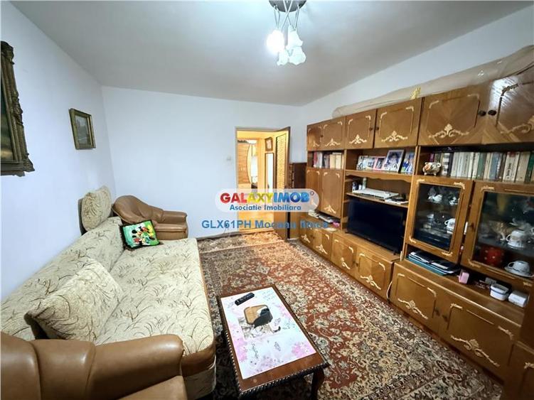 Apartament cu 3 camere circular, mobilat în Nord