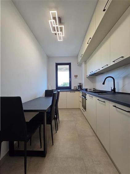 Apartament cu 2 camere decomandat, mobilat în Răcădău