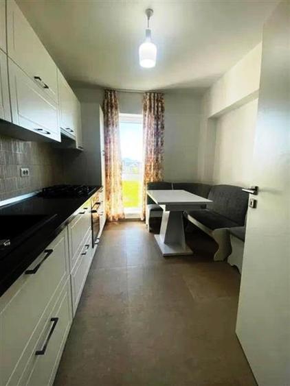 Apartament cu 2 camere decomandat, mobilat în Periferie