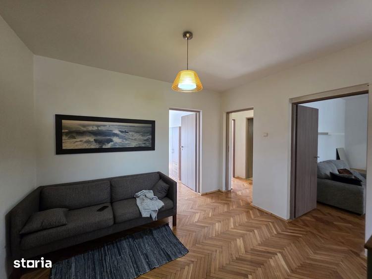 Apartament cu 3 camere în Împăratul Traian