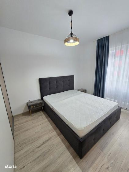 Apartament cu 3 camere decomandat în Dâmbul Rotund