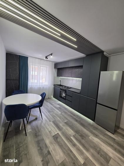 Apartament cu 2 camere decomandat în Exterior Vest