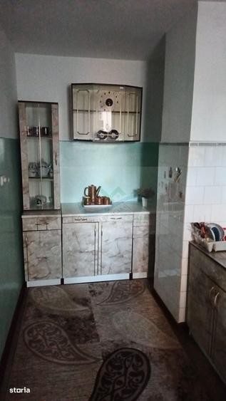 Apartament cu 3 camere în George Enescu
