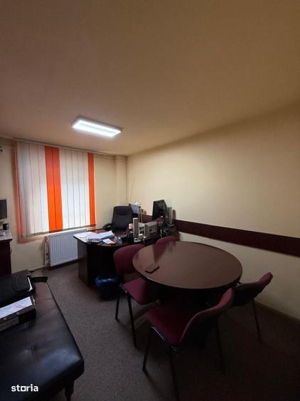 Apartament cu 4 camere, mobilat în Scriitorilor