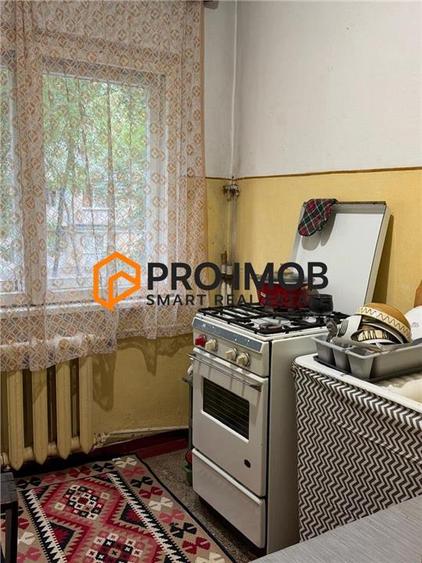 Apartament cu 2 camere semidecomandat în Gară