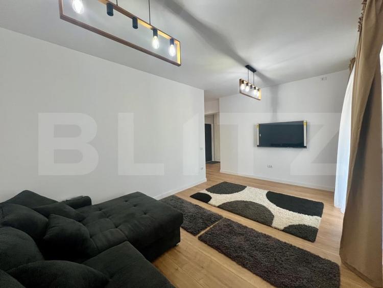 Apartament cu 2 camere semidecomandat, mobilat în Calea Severinului