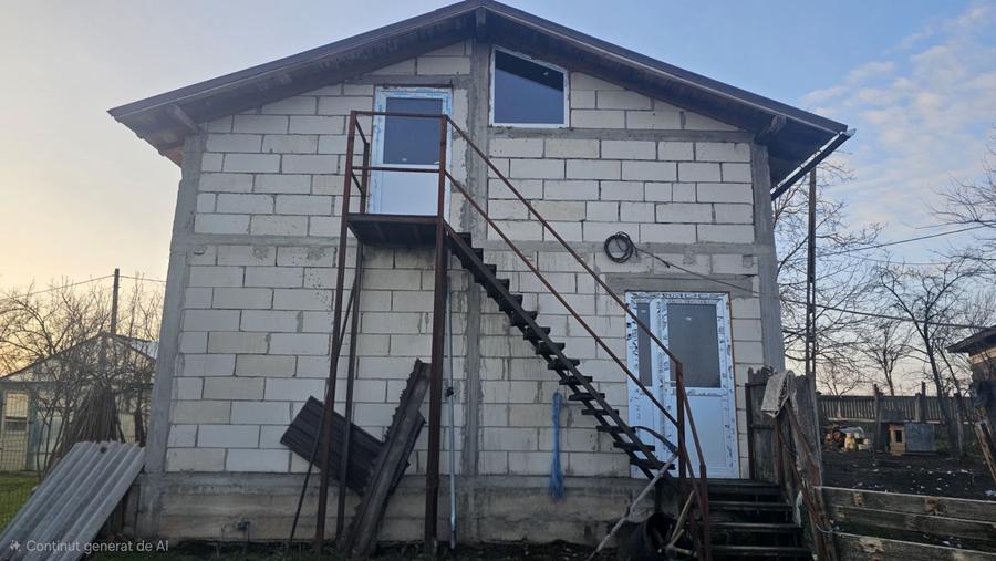 Casă cu 4 camere în Măldăeni