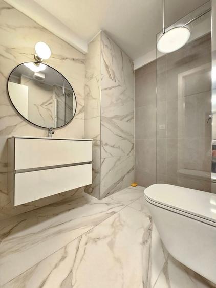 Apartament cu 2 camere semidecomandat, mobilat în Băneasa