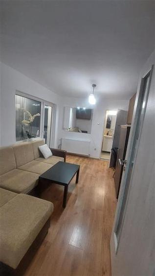 Garsonieră decomandată în Complex Studențesc