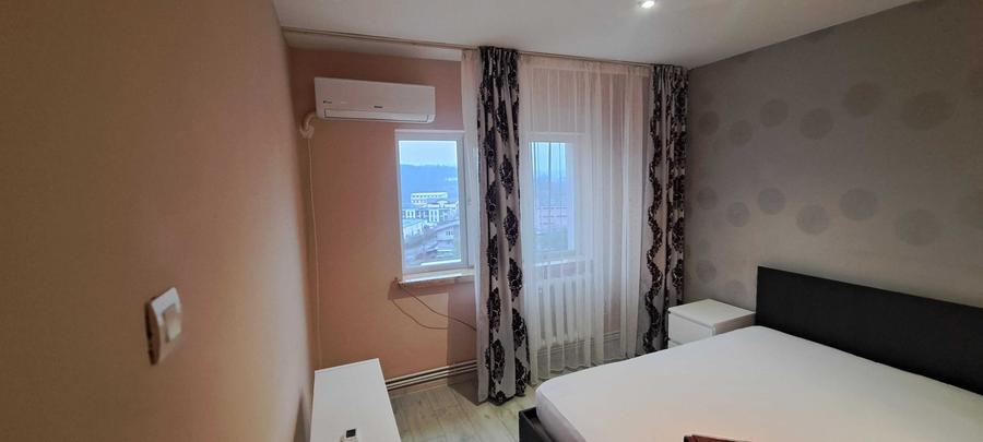Apartament cu 2 camere decomandat în Exterior Vest
