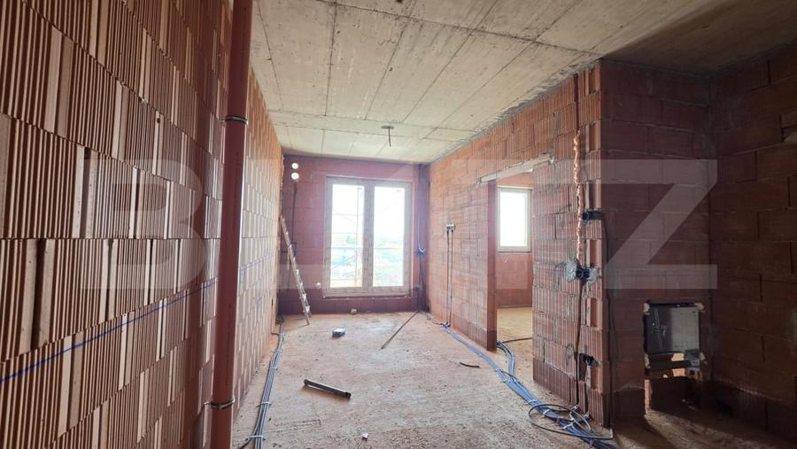 Apartament cu 2 camere semidecomandat în Ștrandului