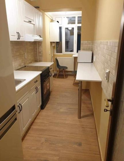 Apartament cu 2 camere decomandat în Nicolina
