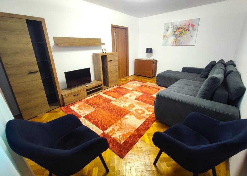 Apartament cu 3 camere decomandat în Tomis Nord