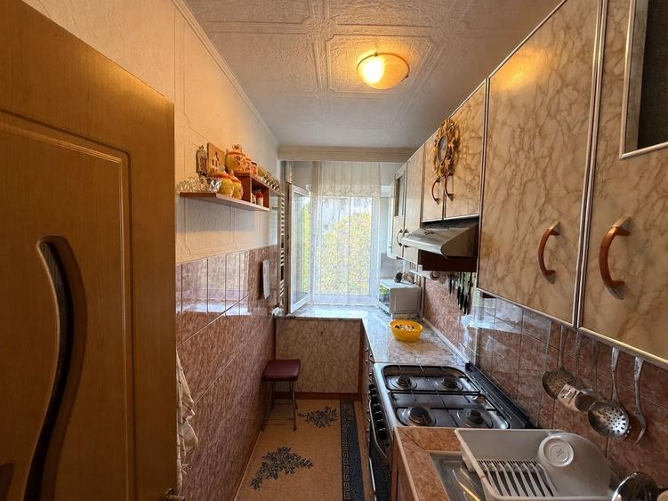 Apartament 2 camere zona KM 4-5 - 6