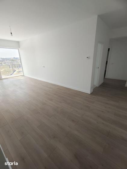 Apartament cu 2 camere în Baza 3