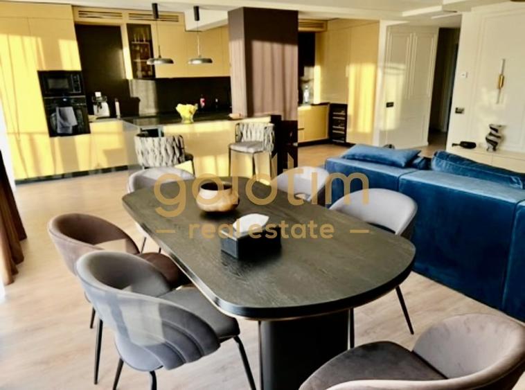 Penthouse cu 5 camere decomandat, mobilat în Pipera