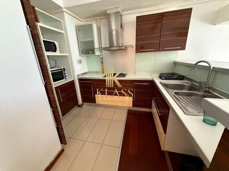 Apartament de vanzare cu 2 camere  in Cosmopolis - Faza 1 - parcare - 4