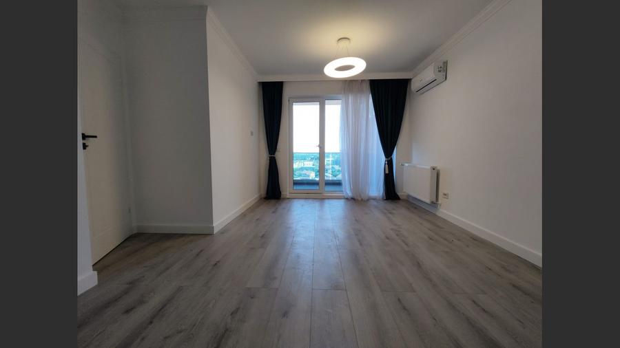 Penthouse cu 5 camere decomandat, mobilat în Nufărul