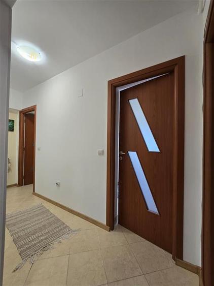 Apartament cu 2 camere decomandat în Vișani