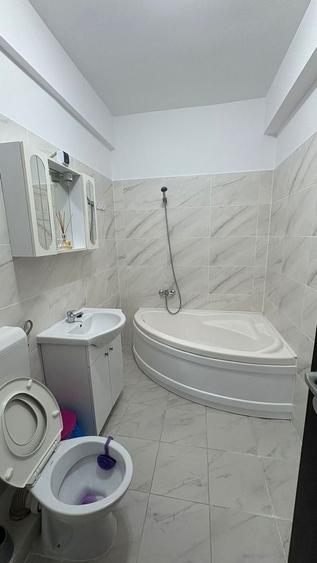 Apartament cu 2 camere decomandat în Dobroești