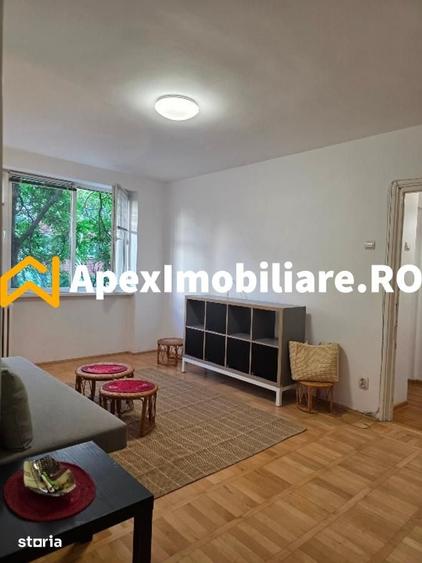 Apartament cu 2 camere semidecomandat în Vatra Luminoasă