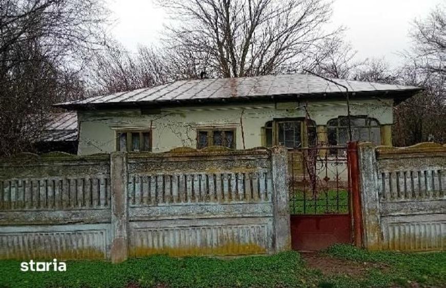 Casă cu 2 camere cu Teren 550 Mp în Oarja